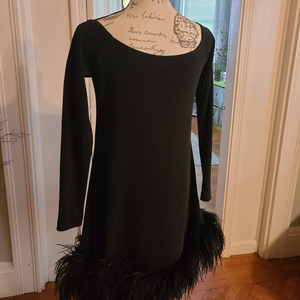 A.B.S Stunning Dressy Little Black Dress w Ostrich Feathers on Bottom hp 13x🔥🔥 - Picture 4 of 16